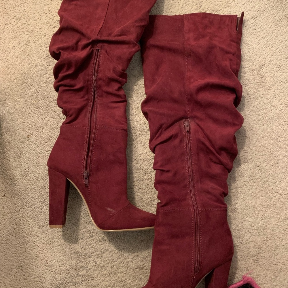 Ruched burgundy suede Knee-High heeled Boots